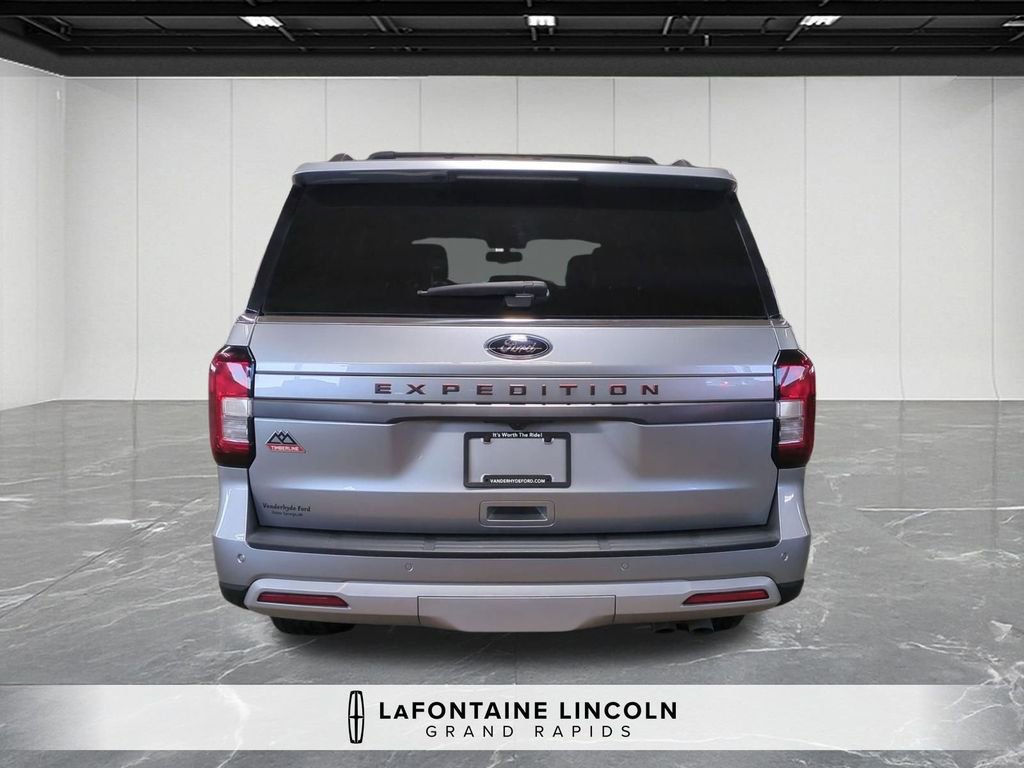 Used 2024 Ford Expedition Timberline image 4