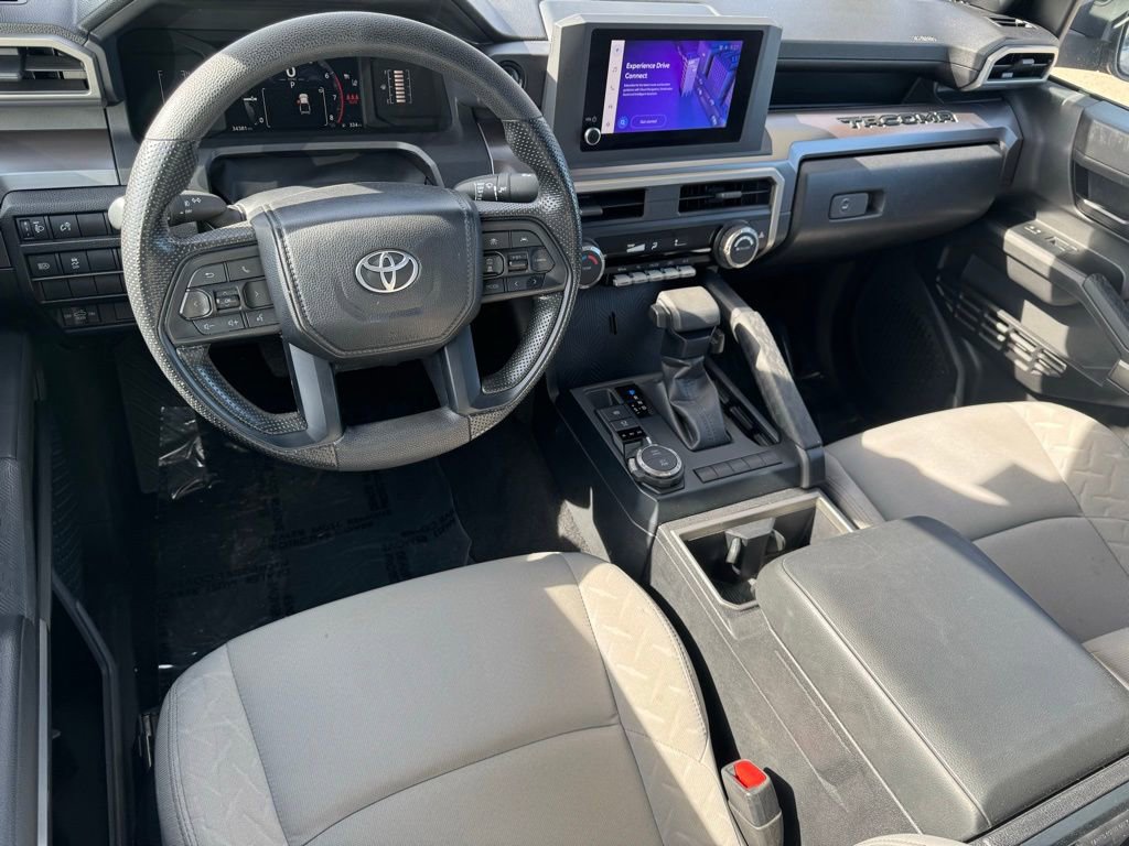 Certified 2024 Toyota Tacoma SR5 AWD/4WD image 9