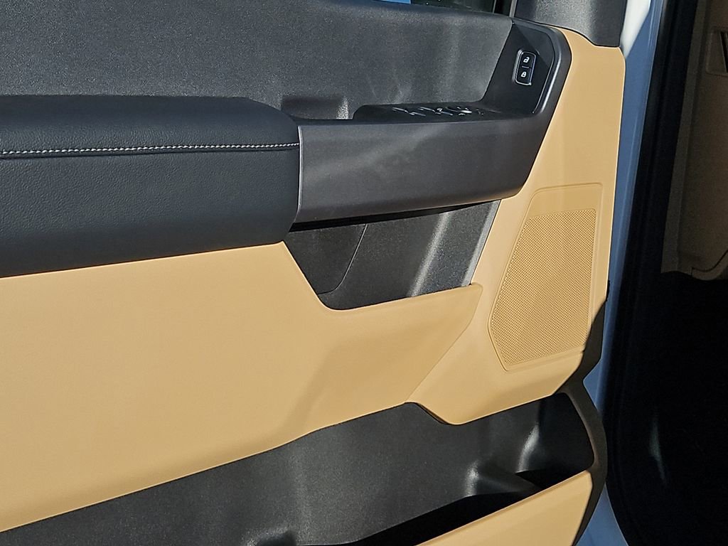 New 2026 Ford F250 XLT w/ FX4 Off-Road Package image 21