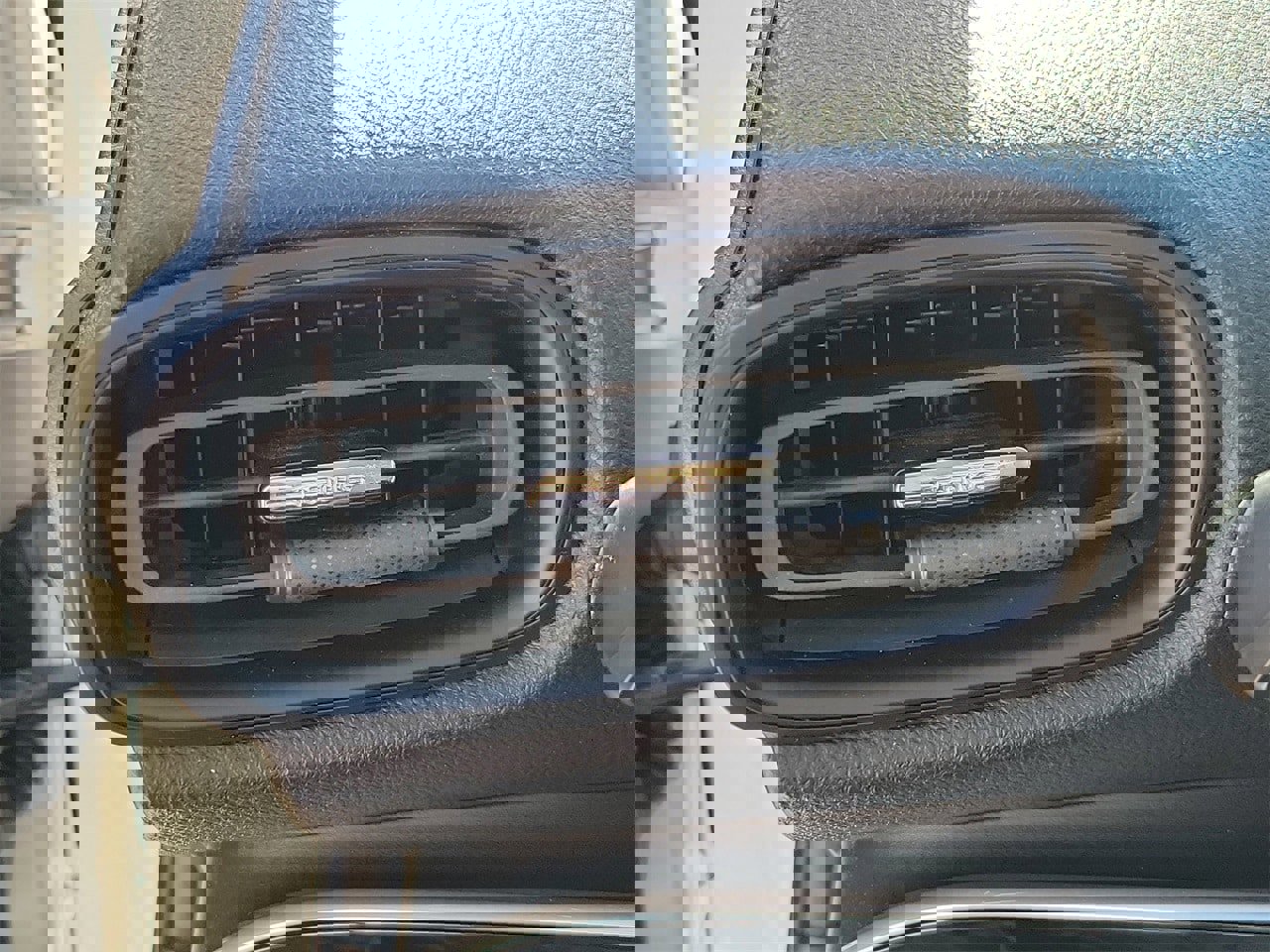 Used 2020 Toyota Prius LE w/ Carpet Mat Package image 29