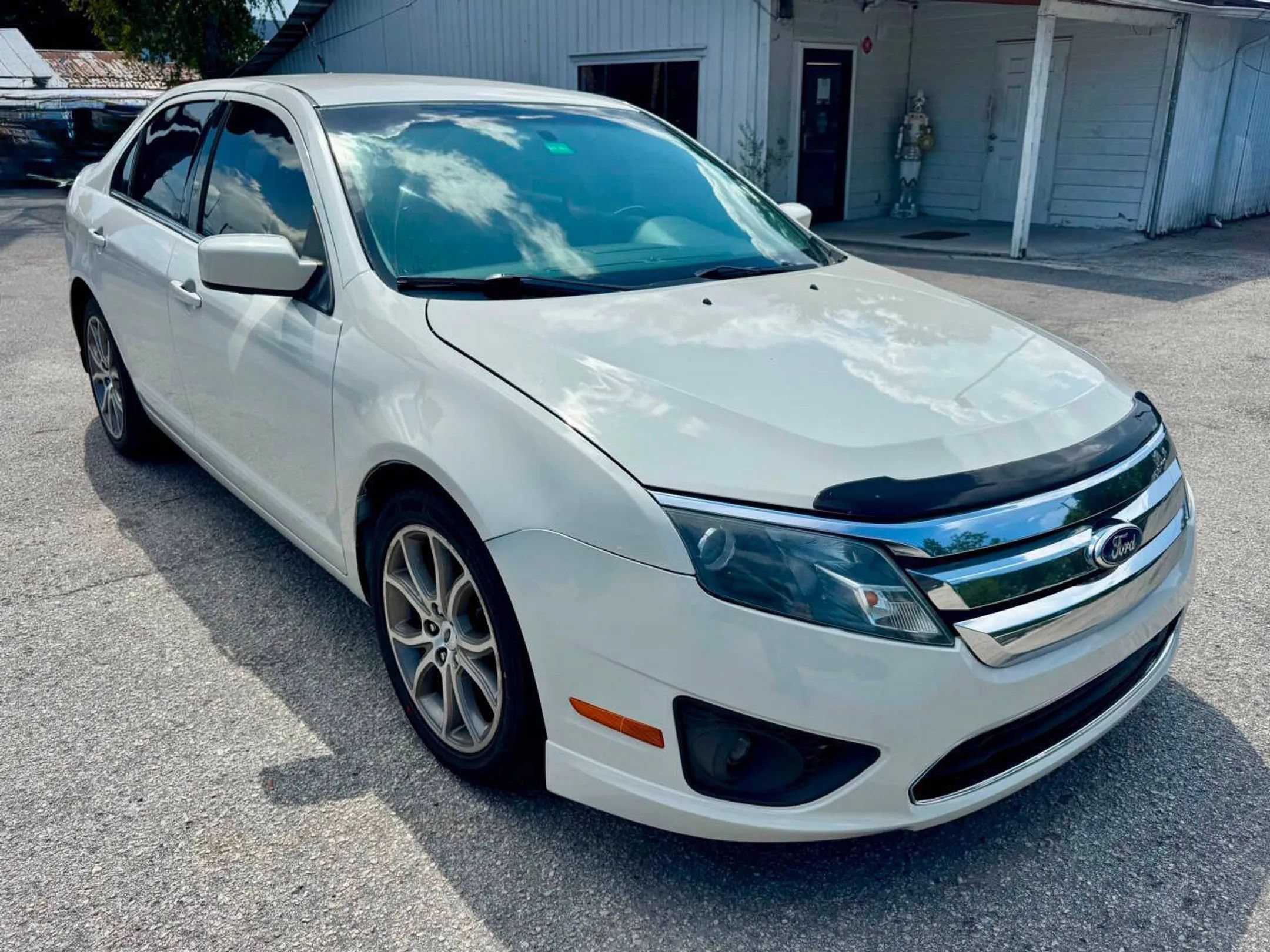 Used 2011 Ford Fusion SE w/ 201A Rapid Spec Order Code FWD image 16