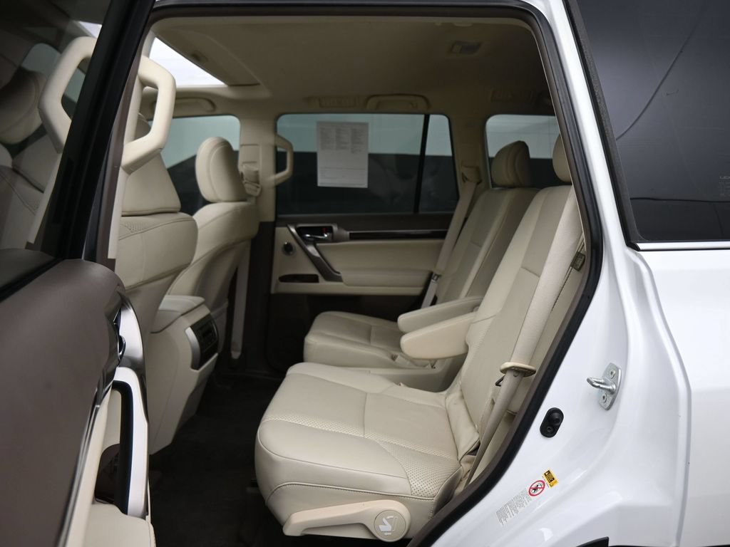 Used 2019 Lexus GX 460 Luxury AWD/4WD image 19