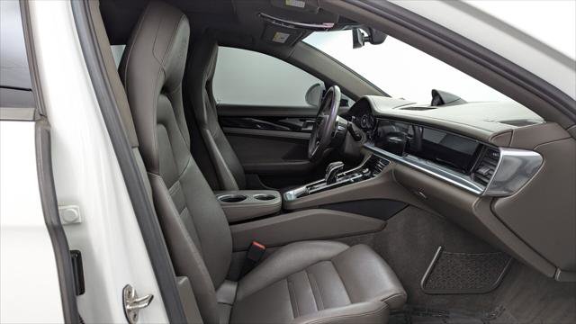 Used 2017 Porsche Panamera 4 AWD/4WD image 19