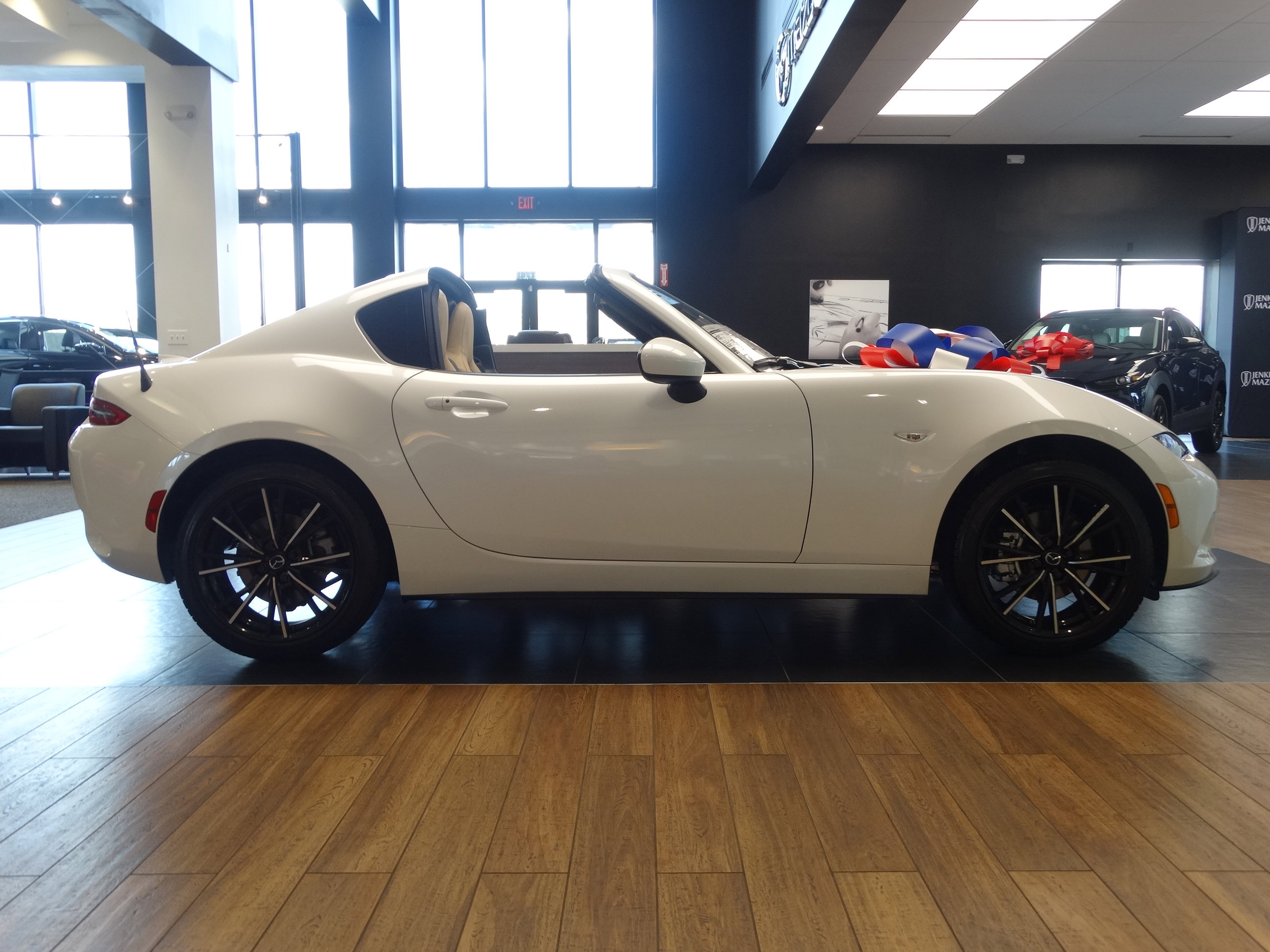 New 2025 MAZDA MX-5 Miata RF Grand Touring image 2