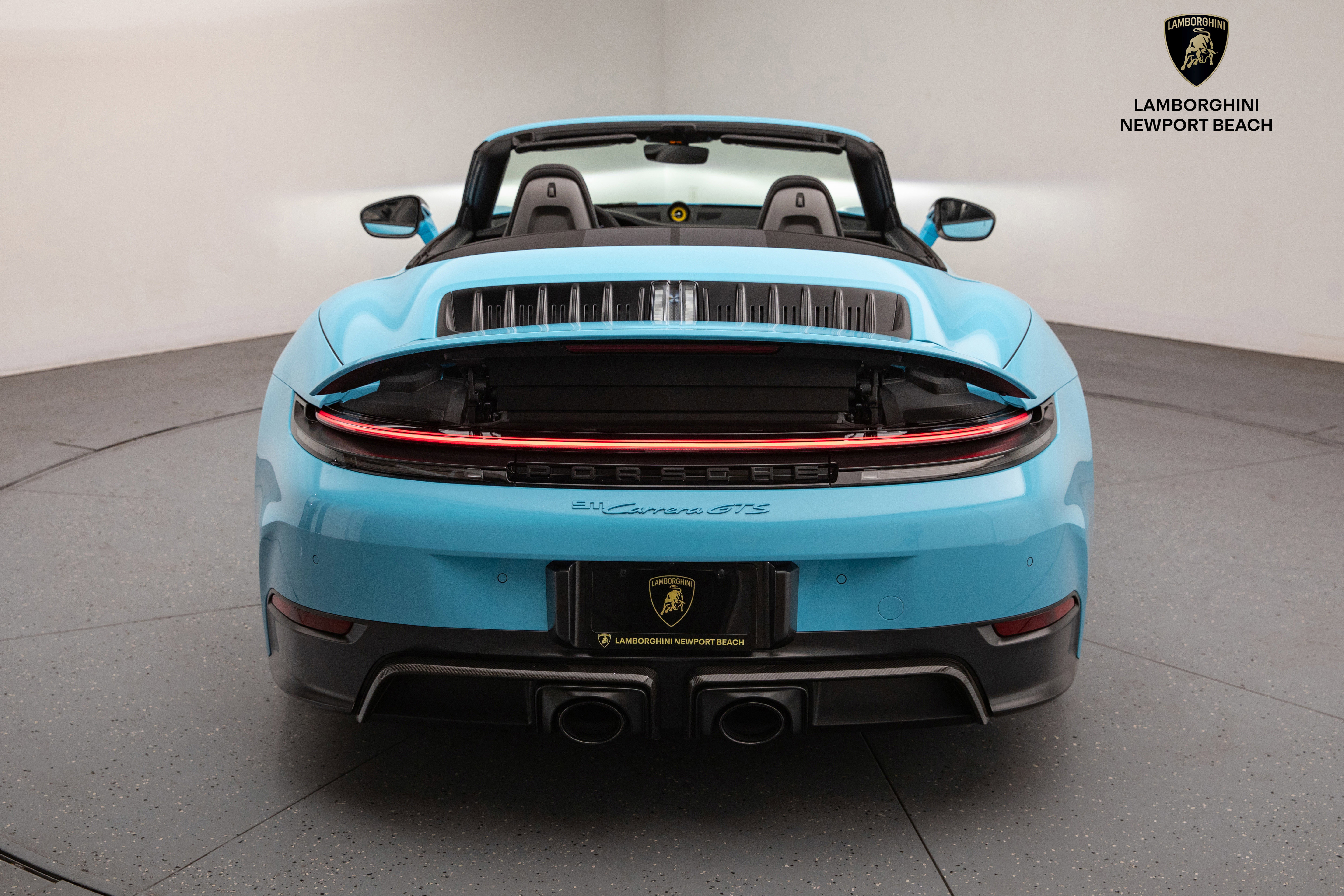 Used 2025 Porsche 911 GTS image 16