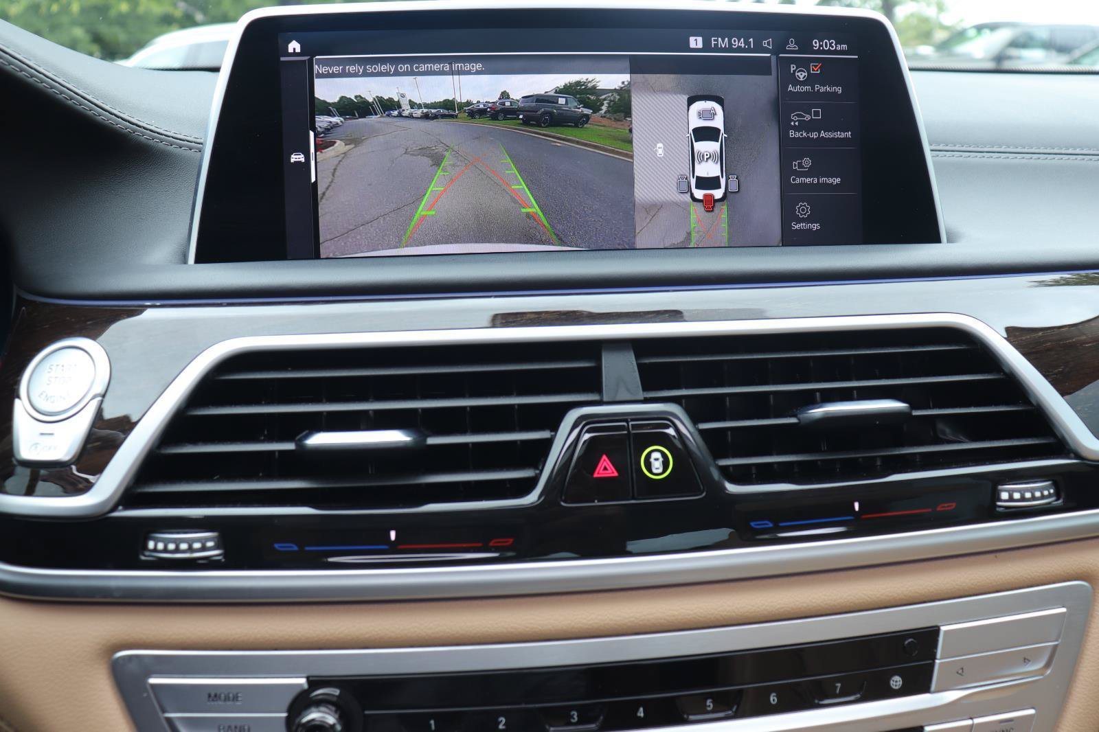 Used 2022 BMW 740i w/ Premium Package RWD image 31