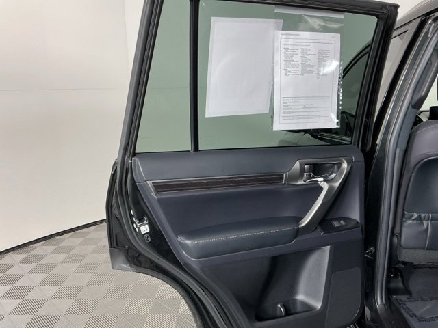 Used 2023 Lexus GX 460 Premium image 26