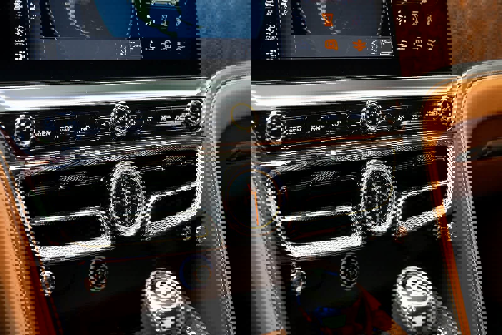 Used 2023 Bentley Flying Spur W12 image 37