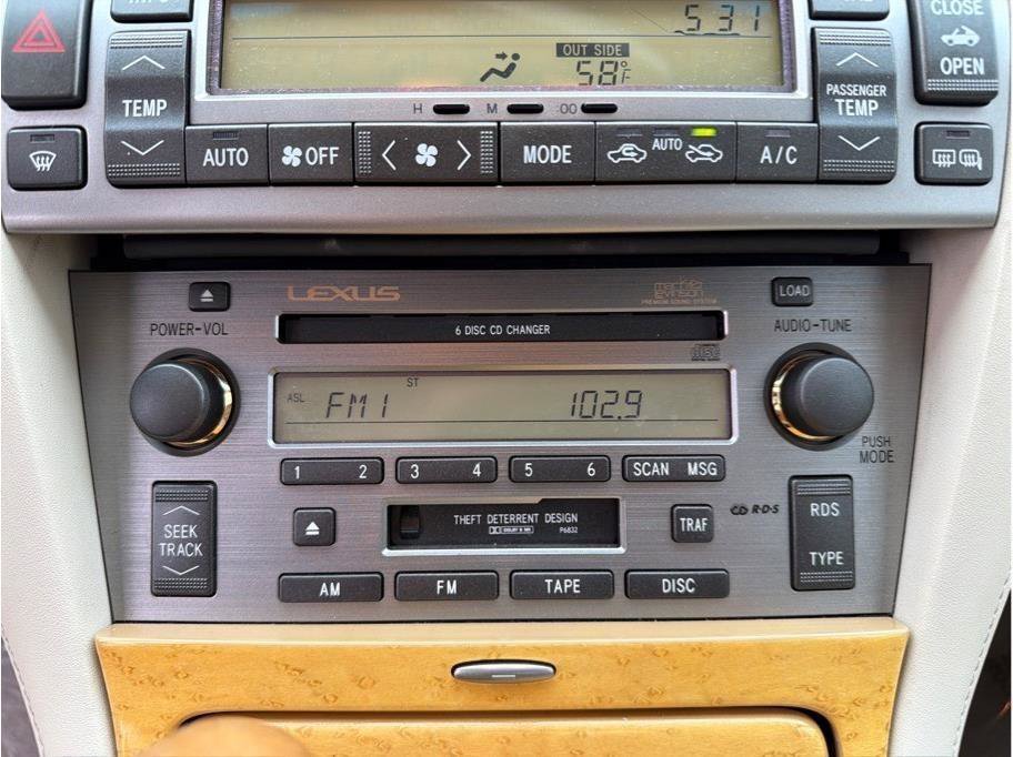 Used 2003 Lexus SC 430 Convertible RWD image 20