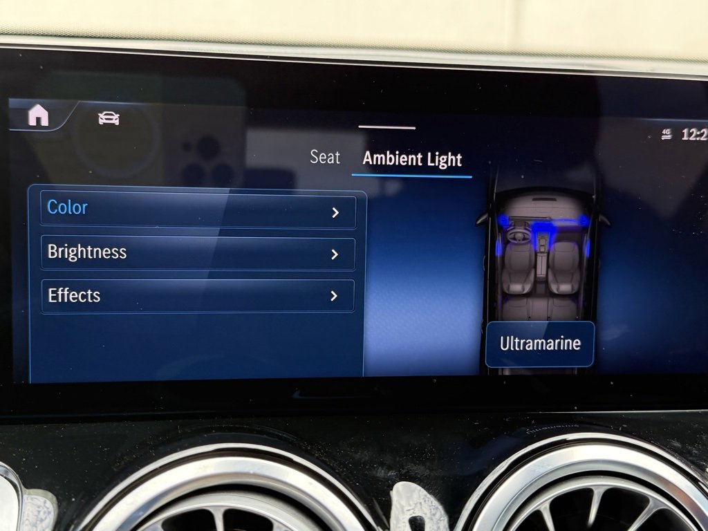 Used 2024 Mercedes-Benz GLB 250 250 image 12