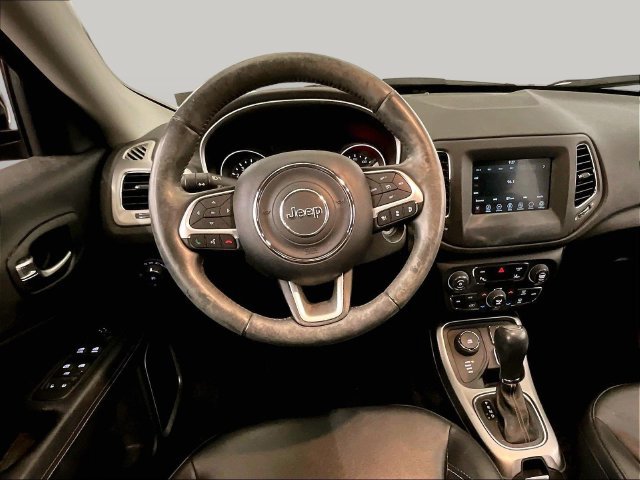 Used 2019 Jeep Compass Latitude w/ Popular Equipment Group AWD/4WD image 5
