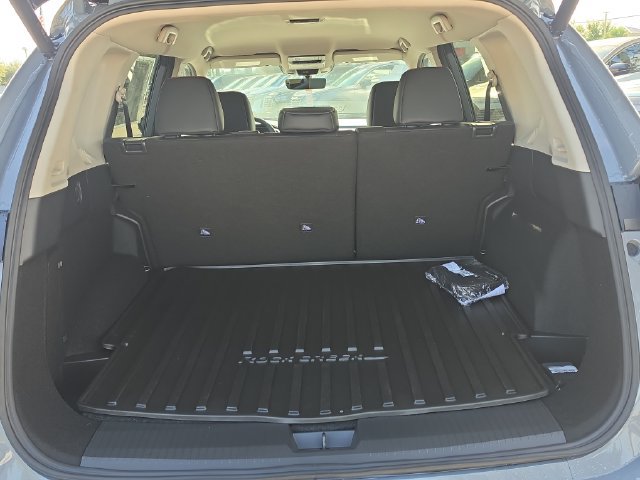New 2026 Nissan Rogue SV w/ Rock Creek Premium Package AWD/4WD image 10