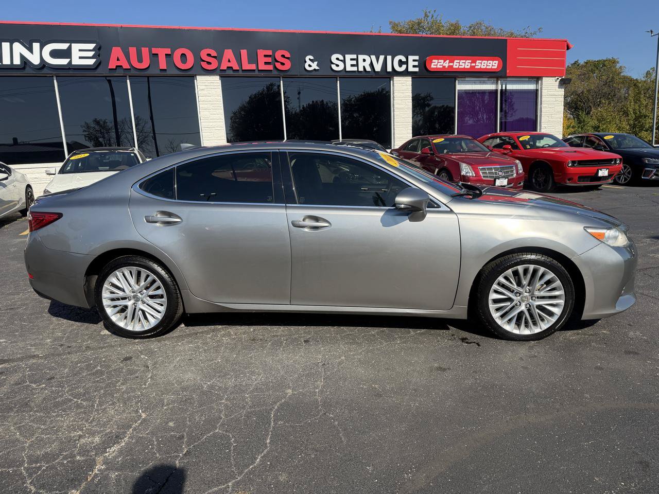 Used 2015 Lexus ES 350 w/ Luxury Package FWD image 8