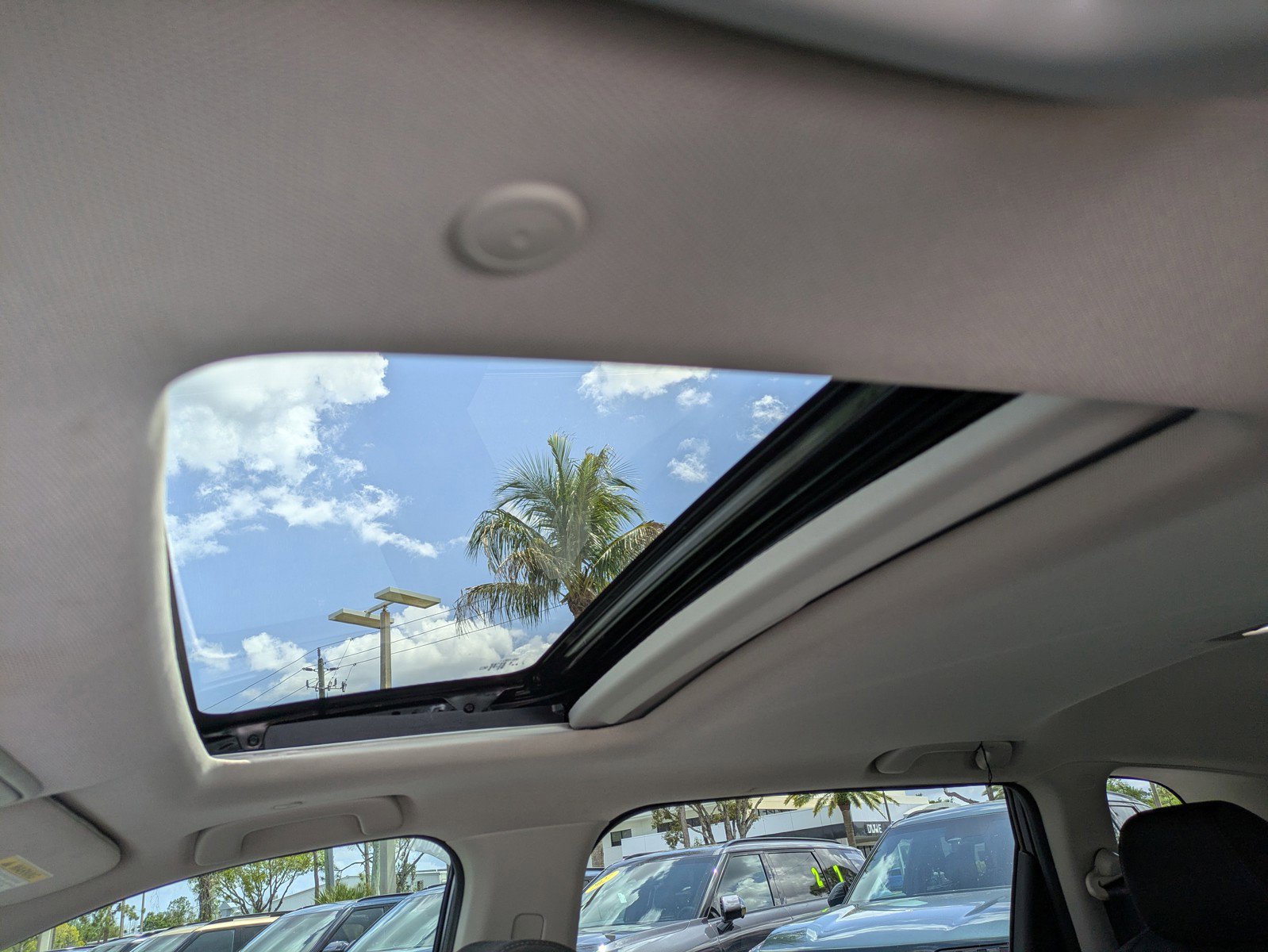 Used 2024 Honda CR-V EX image 18