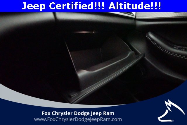 Used 2023 Jeep Grand Cherokee L Laredo image 31