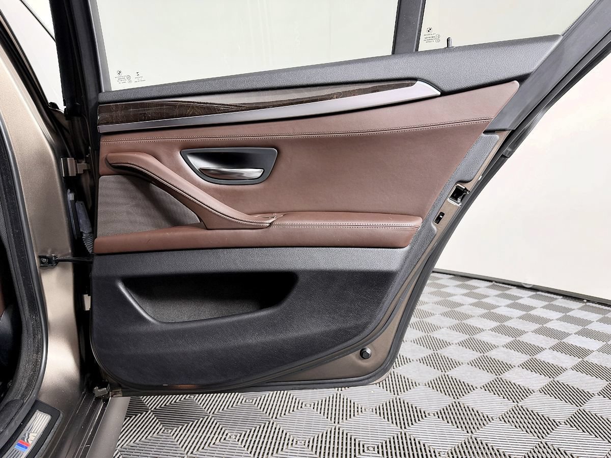 Used 2016 BMW 535i Sedan RWD image 40