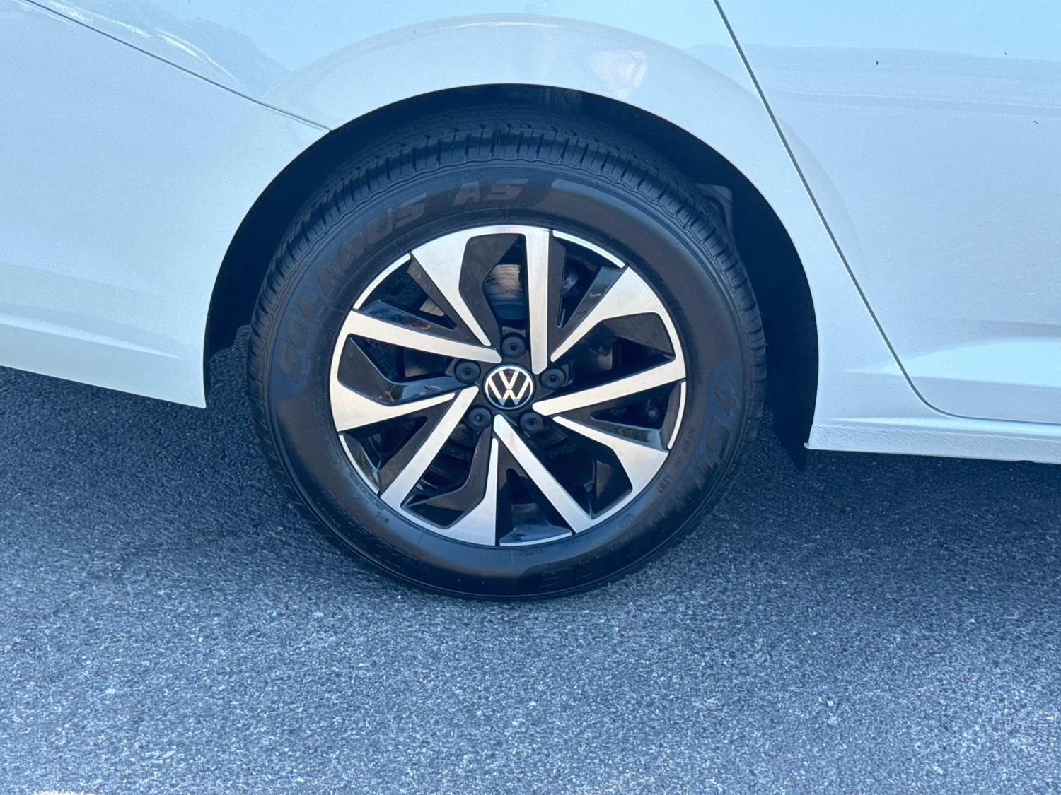 Used 2023 Volkswagen Jetta S FWD image 14
