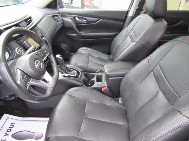 Used 2020 Nissan Rogue SL w/ Premium Package AWD/4WD image 15