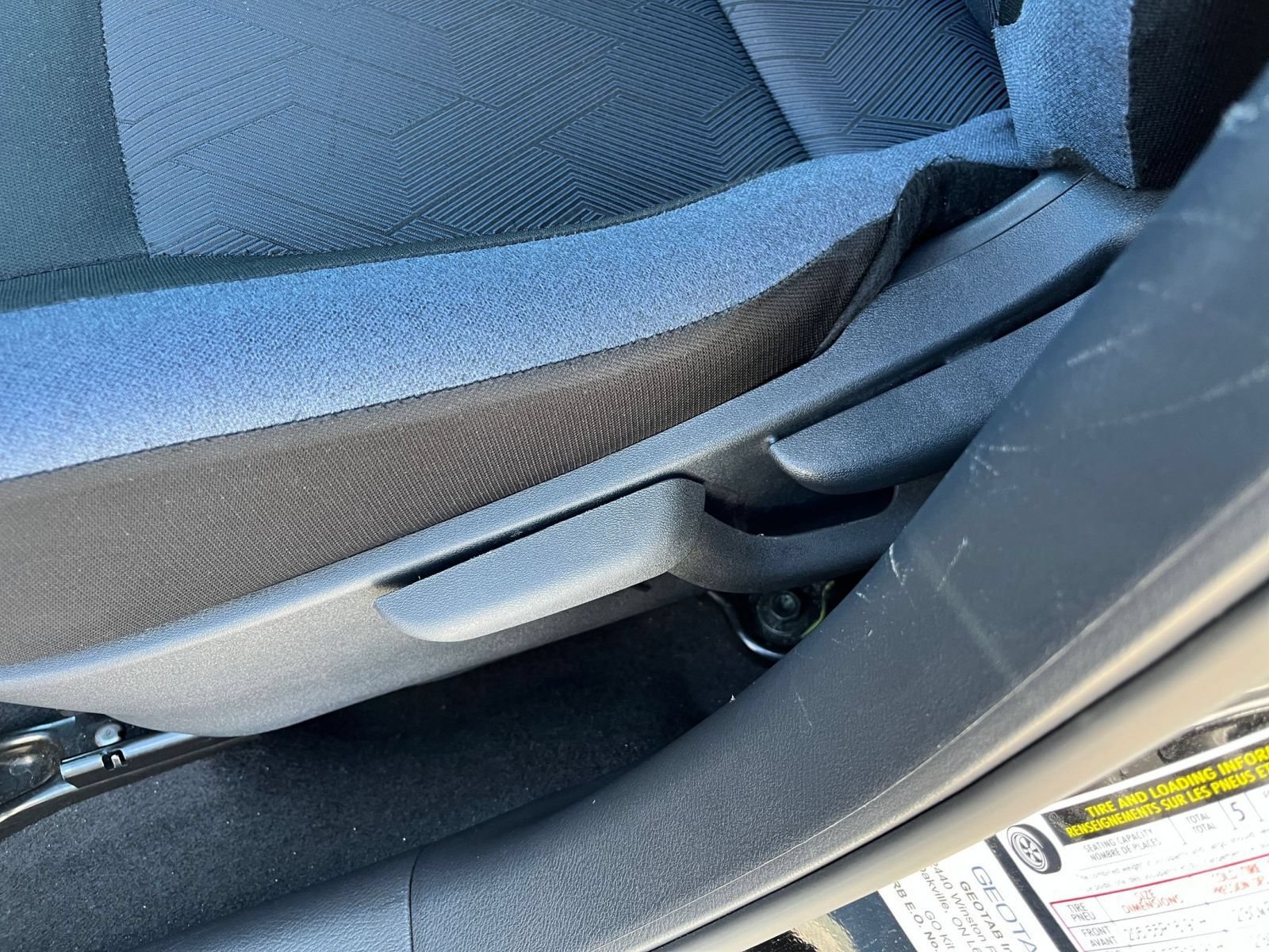 Used 2025 Nissan Versa SV FWD image 18