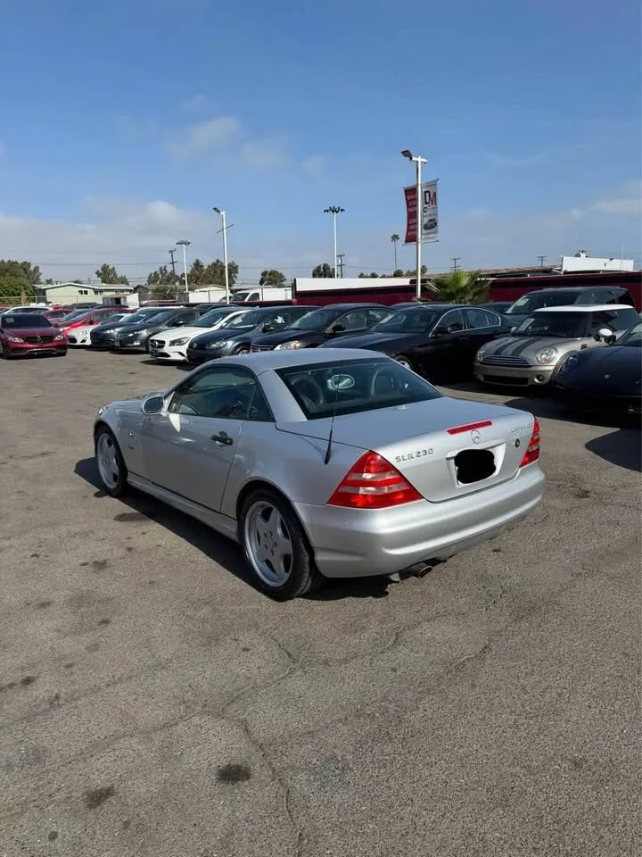 Used 2000 Mercedes-Benz SLK 230 image 4