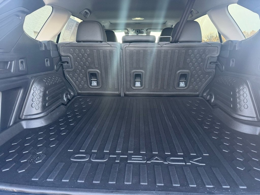 Used 2022 Subaru Outback Onyx Edition XT image 8