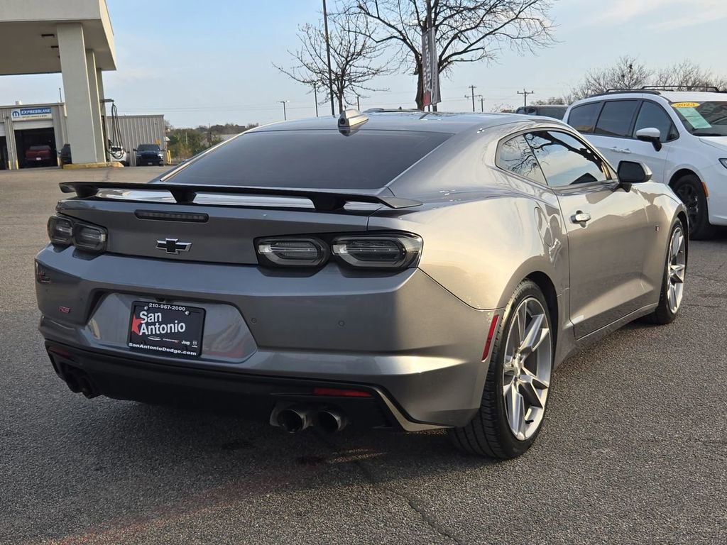 Used 2022 Chevrolet Camaro LT w/ RS Package image 8