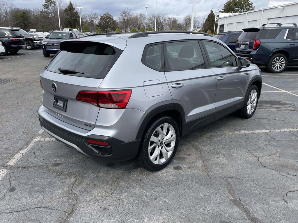 Used 2023 Volkswagen Taos S image 9