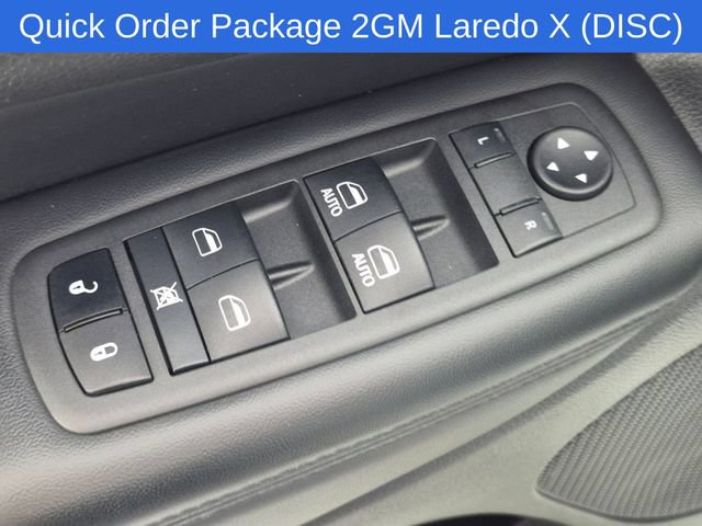 Certified 2022 Jeep Grand Cherokee Laredo X AWD/4WD image 14