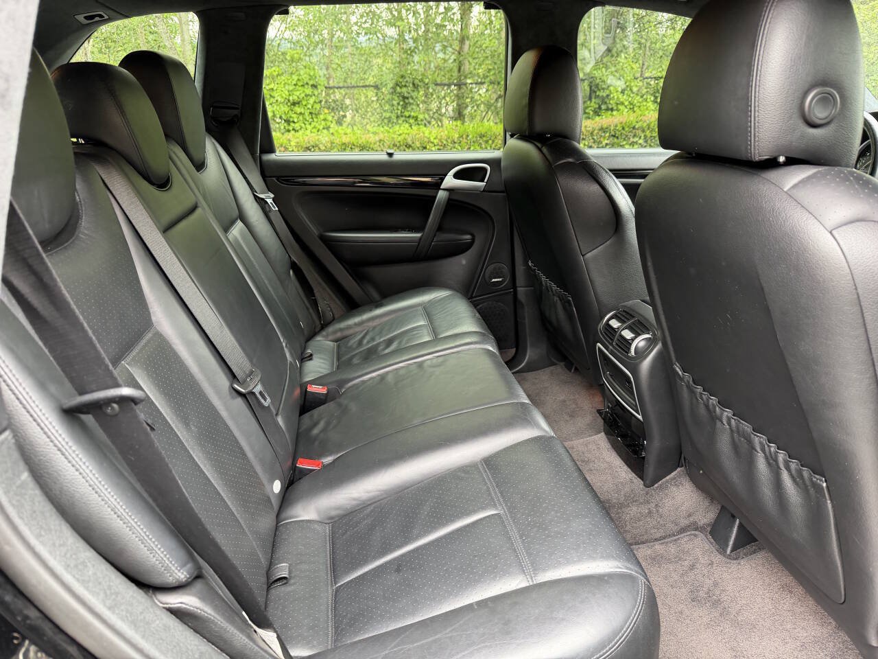 Used 2008 Porsche Cayenne Turbo AWD/4WD image 31