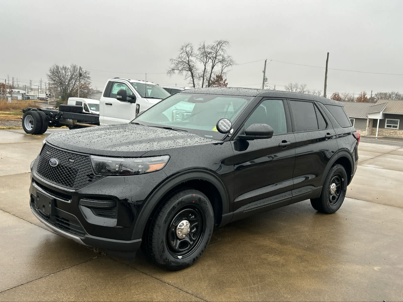 New 2026 Ford Explorer w/ Ready For The Road Package image 3