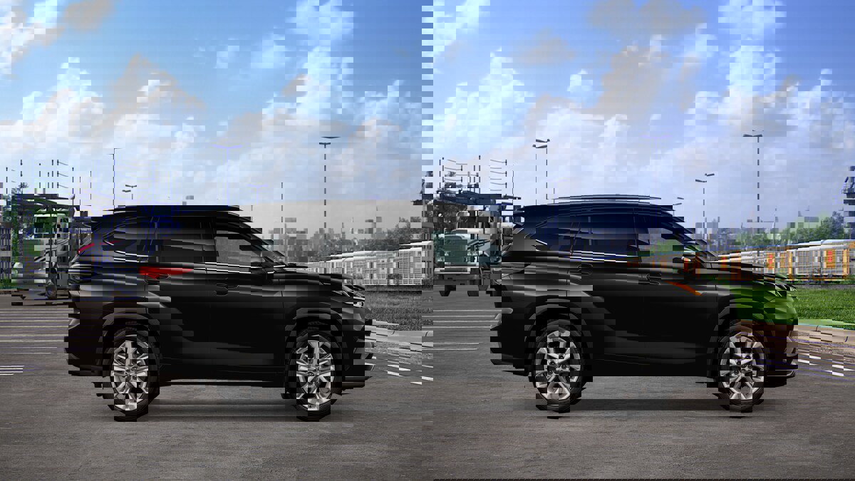 New 2026 Toyota Highlander Limited image 12