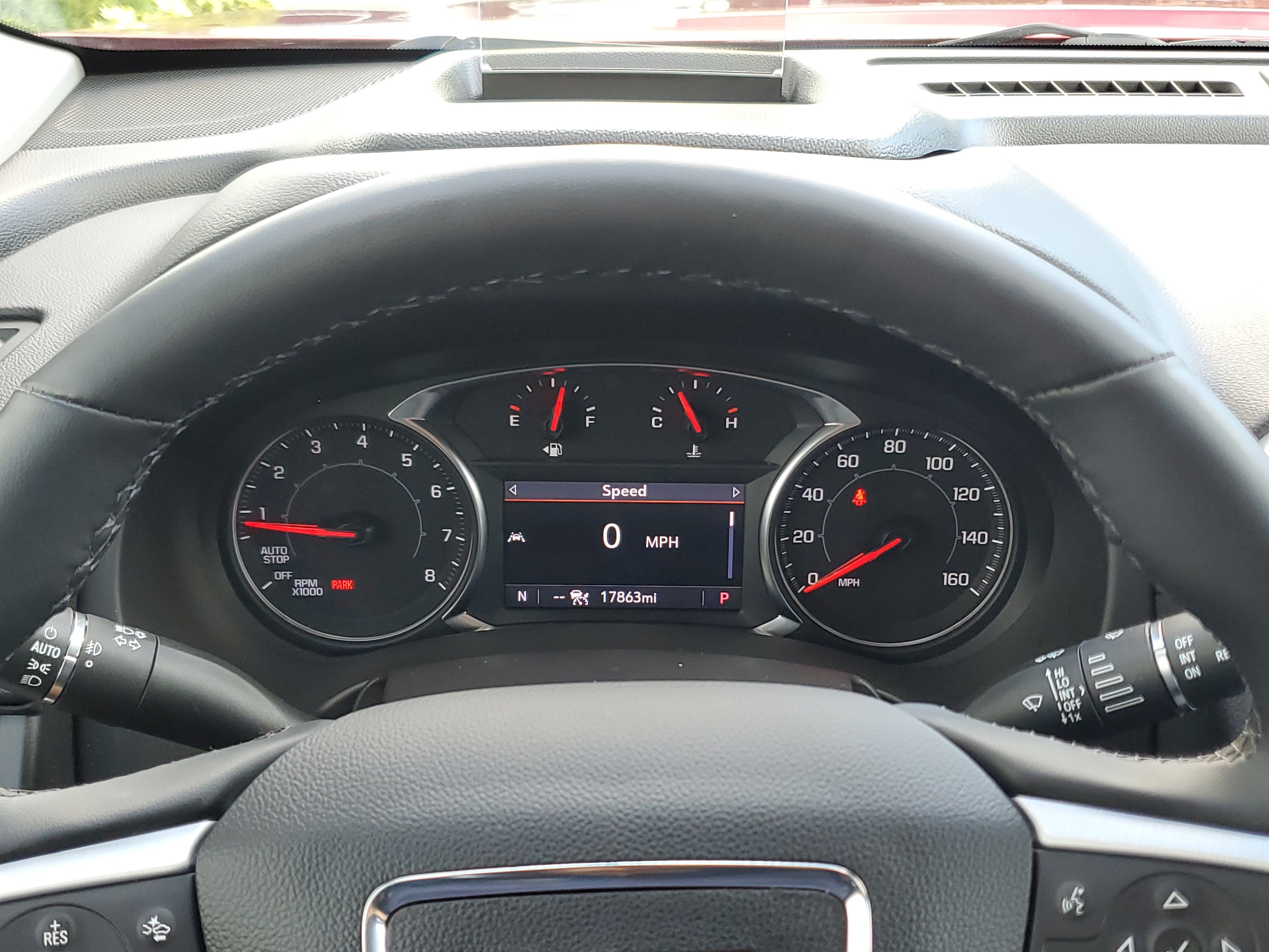 Used 2023 GMC Terrain SLT w/ Tech Package FWD image 27