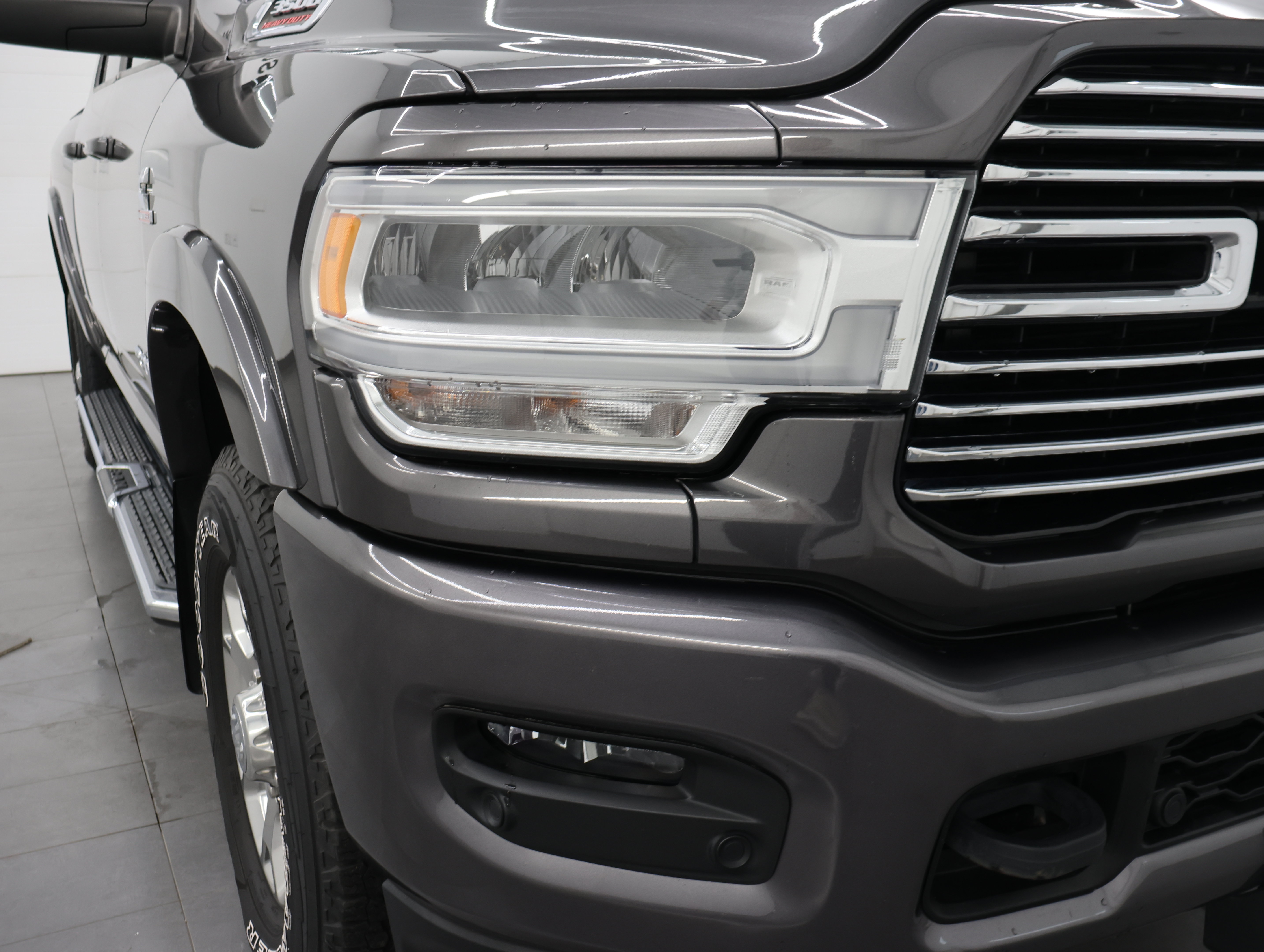 Used 2019 RAM 3500 Laramie AWD/4WD image 22