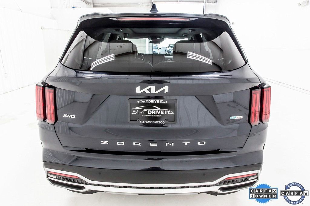 Used 2022 Kia Sorento SX Prestige w/ Panoramic Sunroof Package image 5