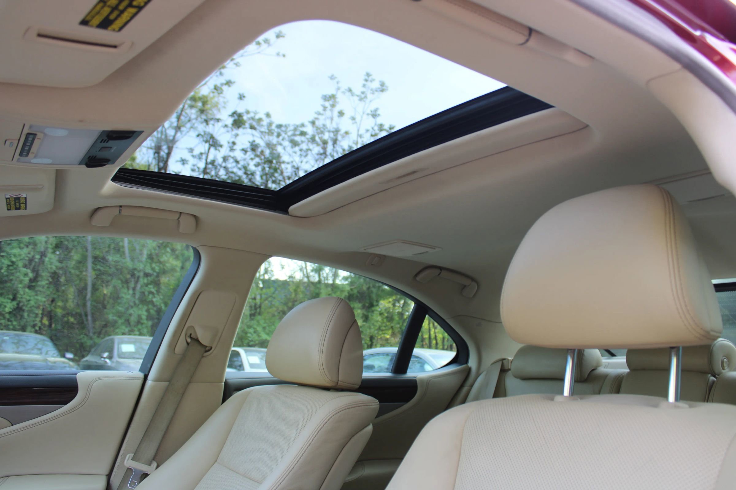 Used 2013 Lexus LS 460 w/ Comfort Pkg RWD image 26