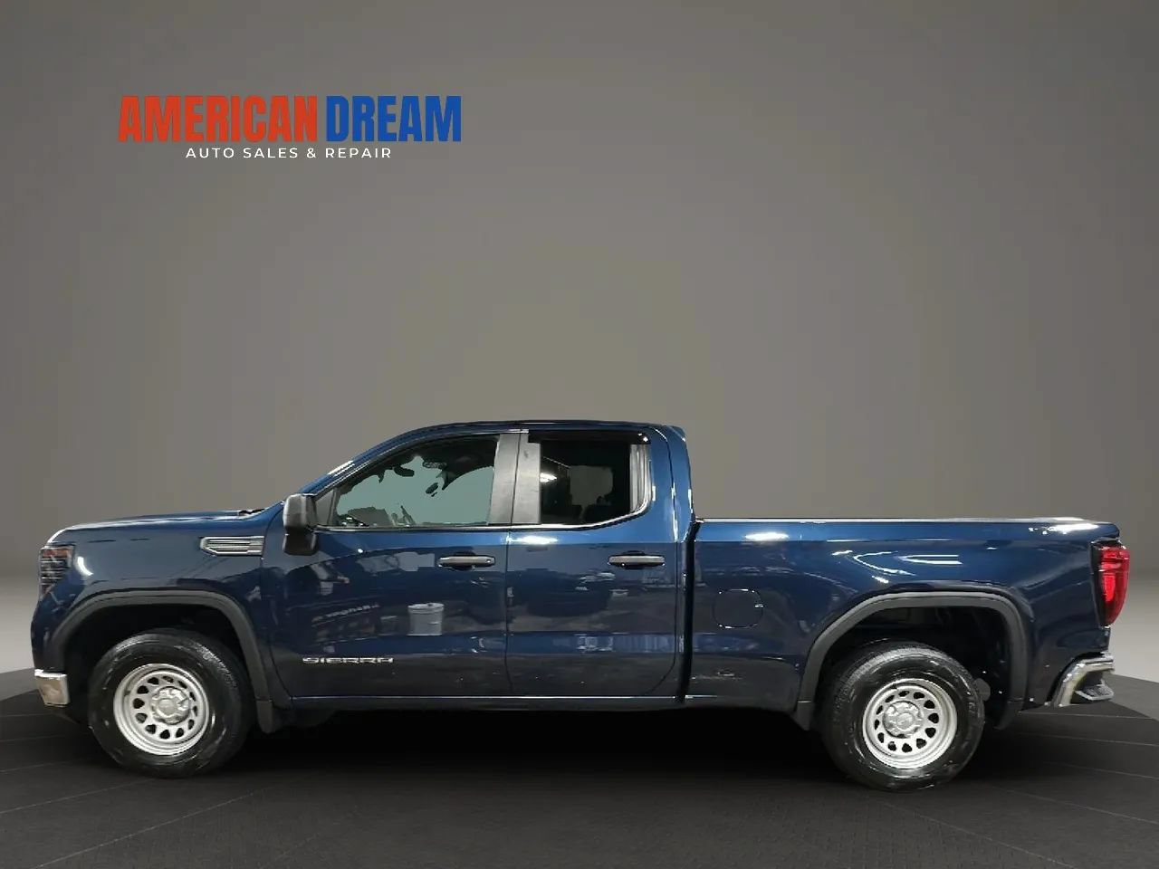 Used 2023 GMC Sierra 1500 Pro w/ Pro Value Package AWD/4WD image 2