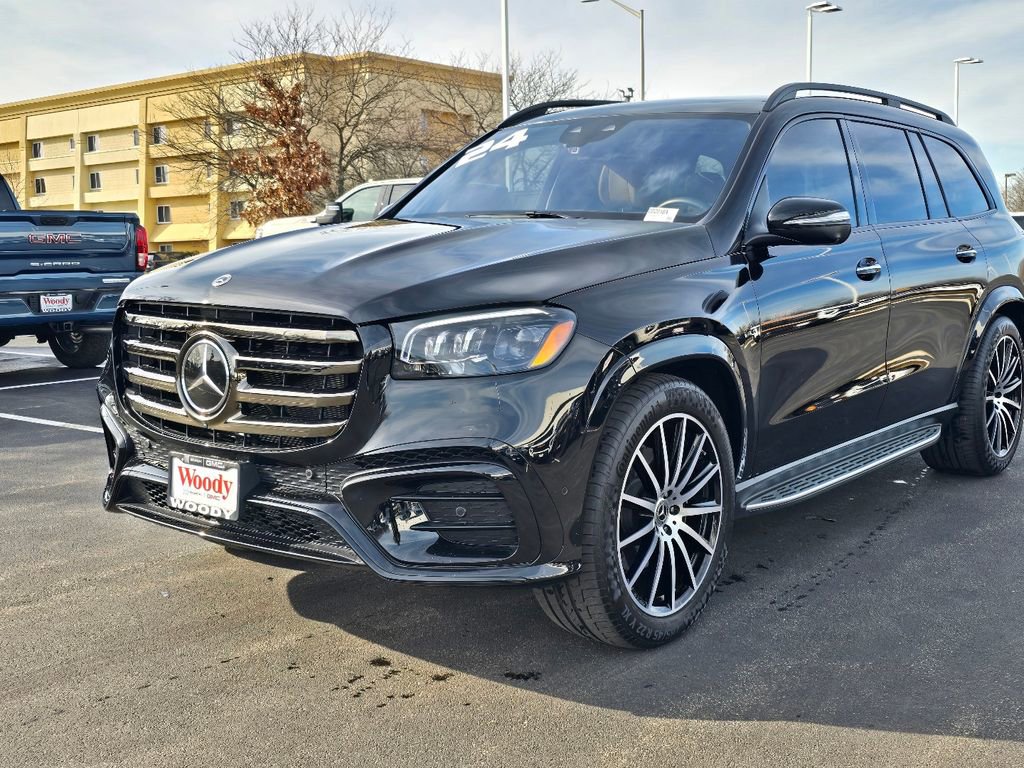 Used 2024 Mercedes-Benz GLS 450 4MATIC image 13
