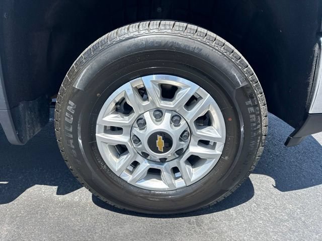 Used 2025 Chevrolet Silverado 2500 LT w/ Convenience Package AWD/4WD image 10