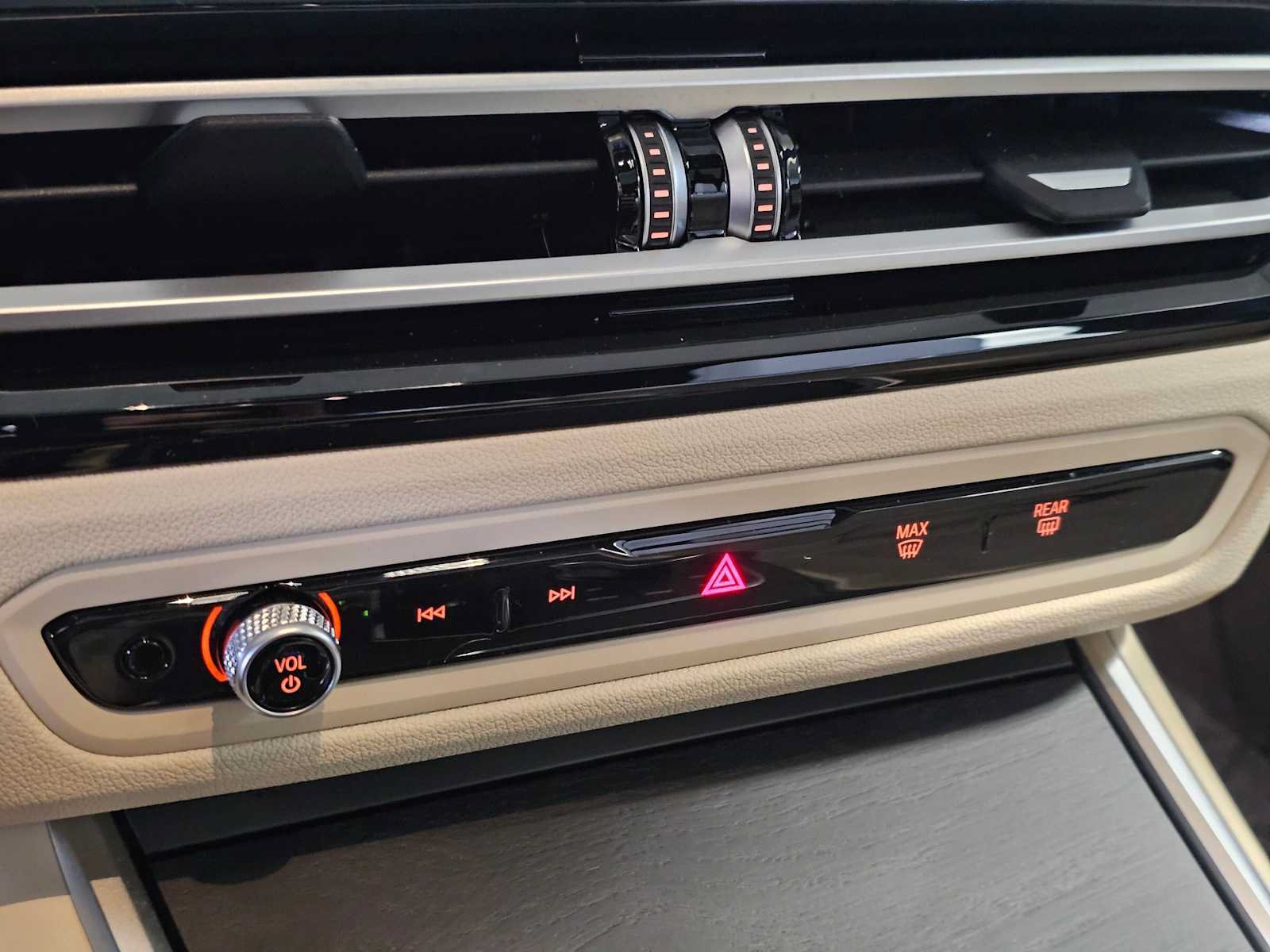 Certified 2023 BMW i4 eDrive35 RWD image 17