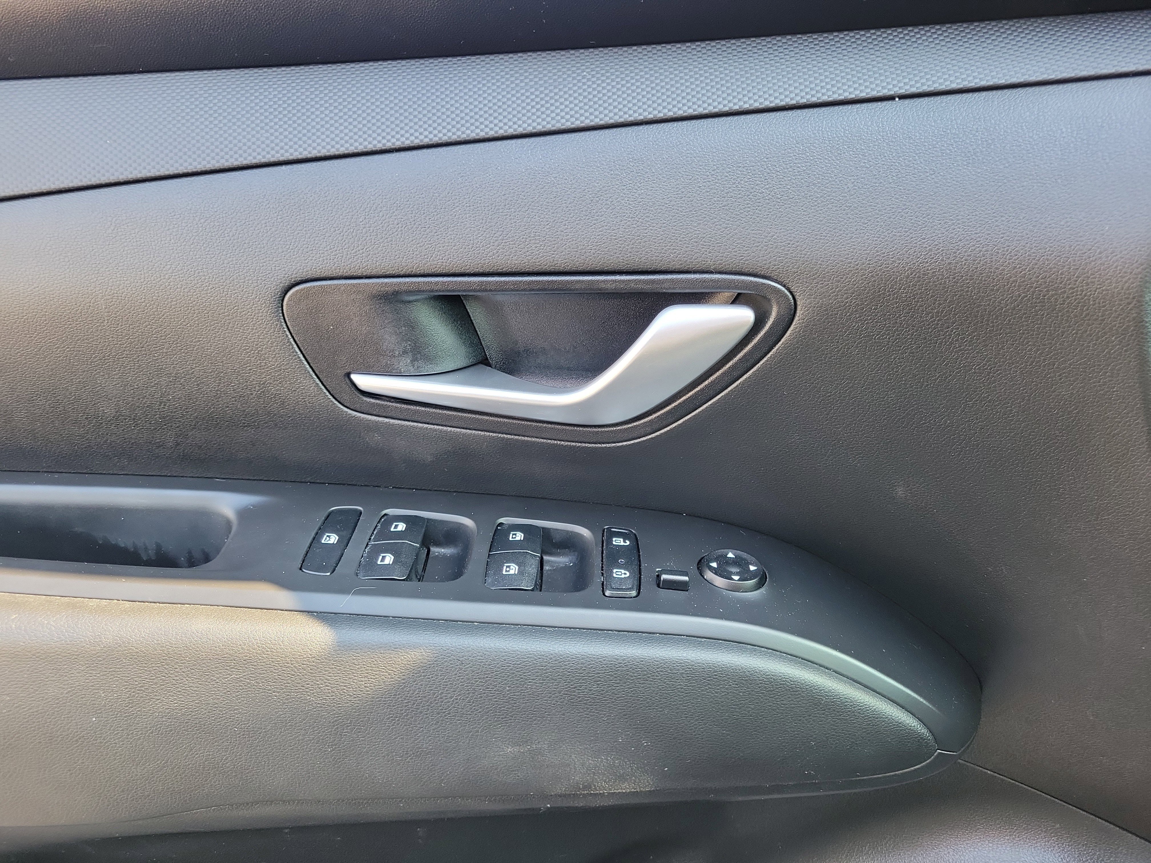 Used 2023 Hyundai Santa Cruz Night w/ Cargo Package image 17