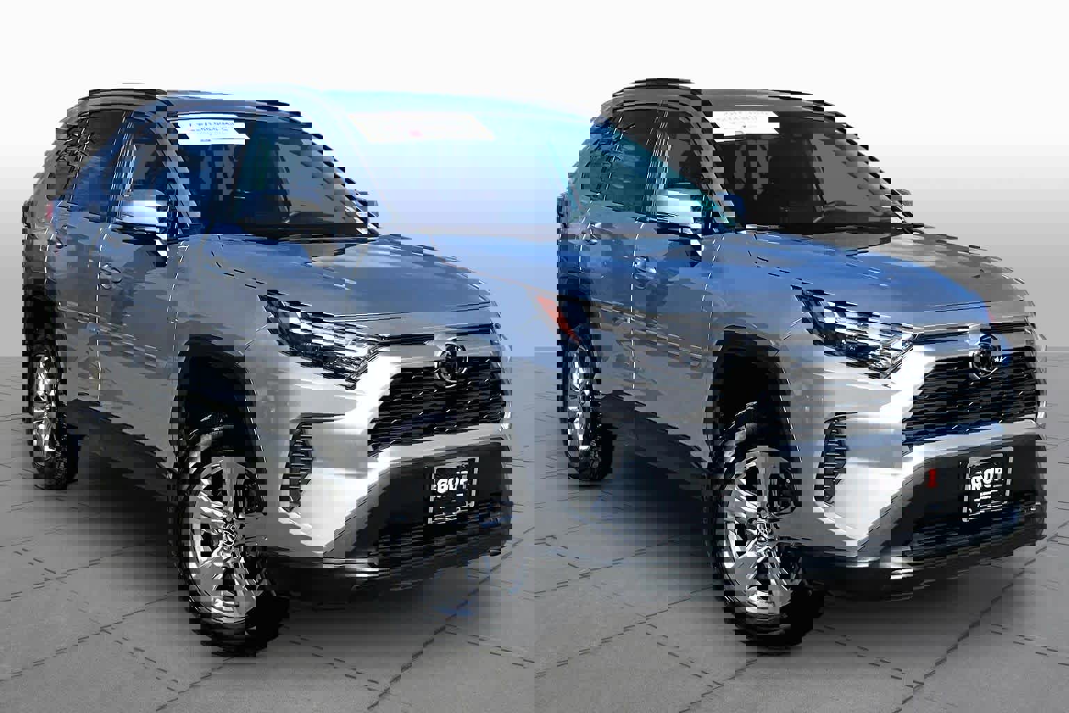 Certified 2025 Toyota RAV4 XLE w/ Weather Package AWD/4WD image 3