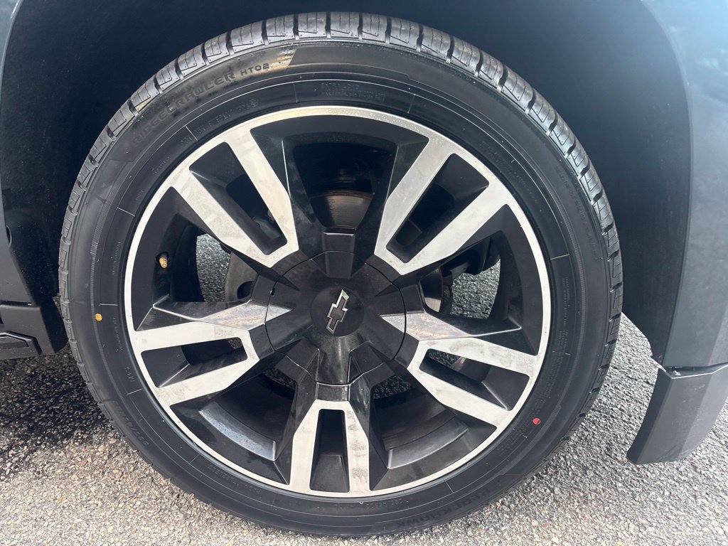 Used 2019 Chevrolet Tahoe Premier AWD/4WD image 33
