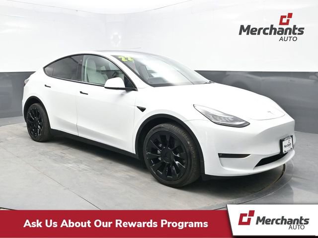 Used 2022 Tesla Model Y Long Range AWD/4WD image 1