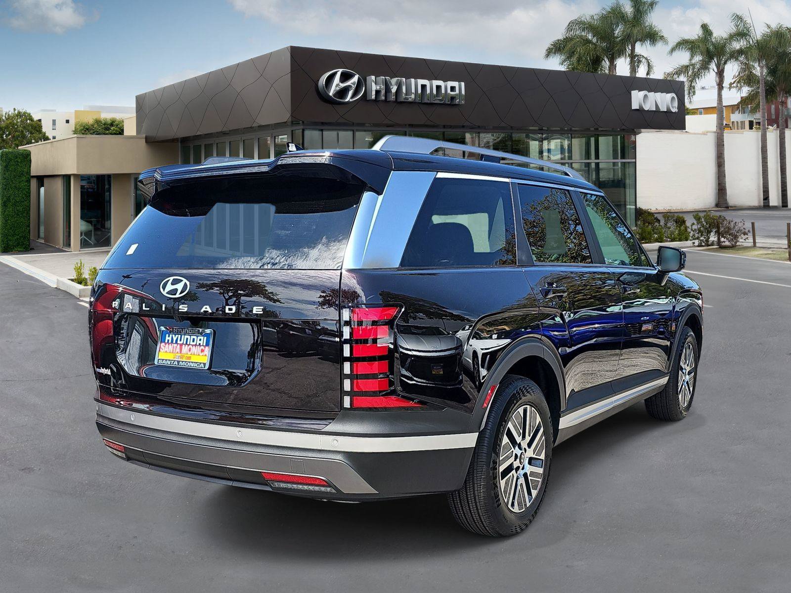 New 2026 Hyundai Palisade FWD Hybrid image 3