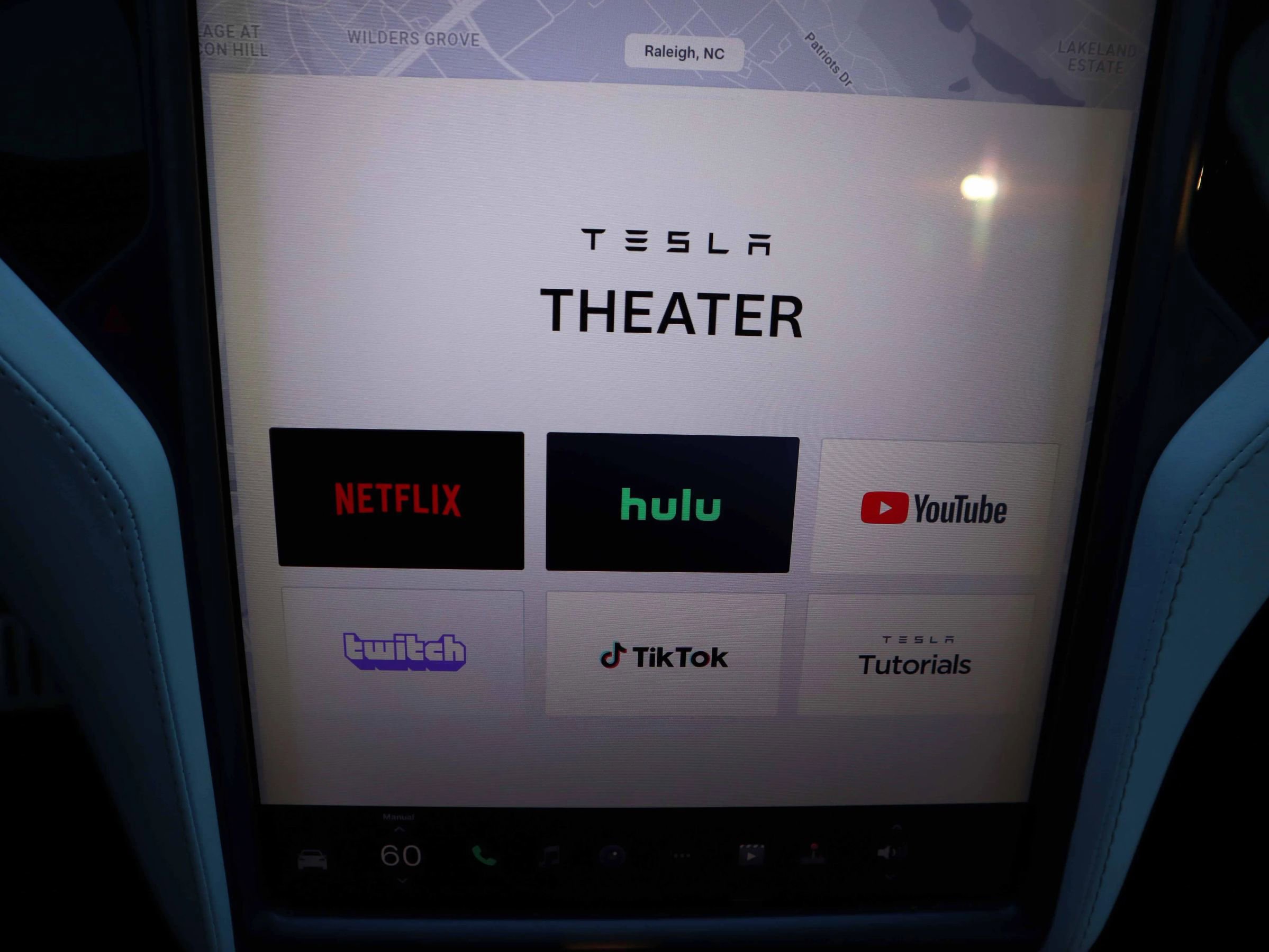 Used 2018 Tesla Model X 100D image 21