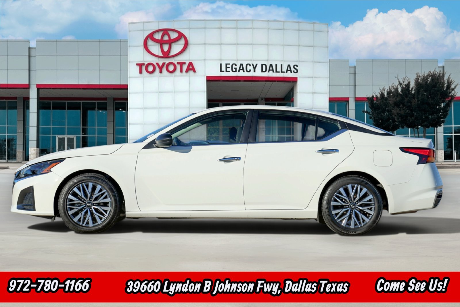 Used 2025 Nissan Altima 2.5 SV FWD image 6