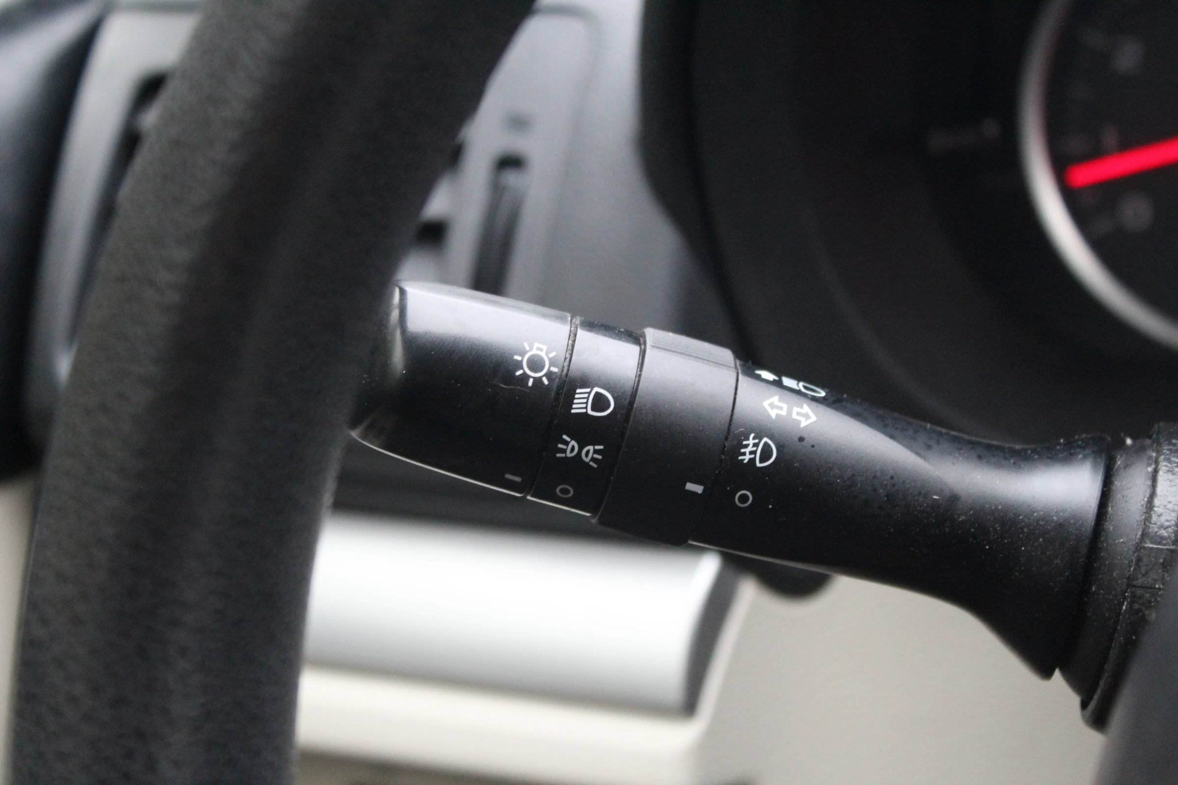 Used 2014 Subaru Crosstrek 2.0i Premium AWD/4WD image 25