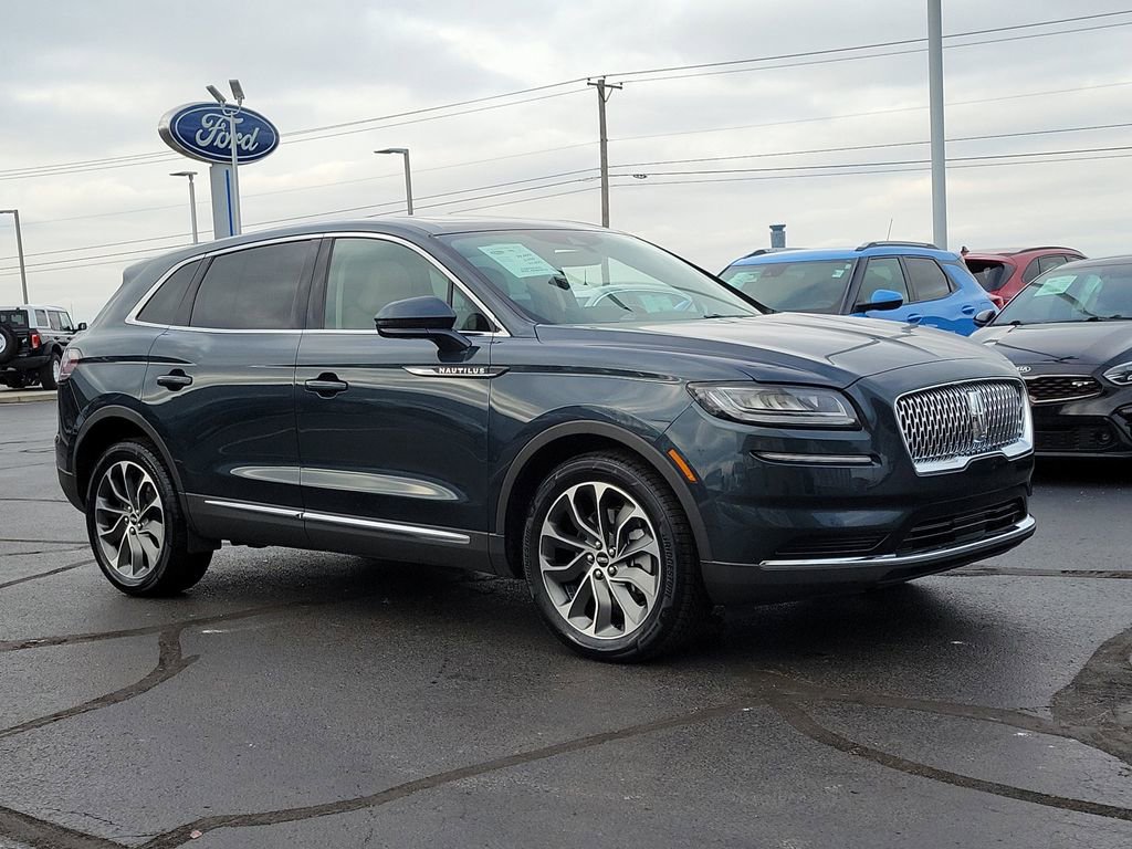 Certified 2022 Lincoln Nautilus Reserve image 1