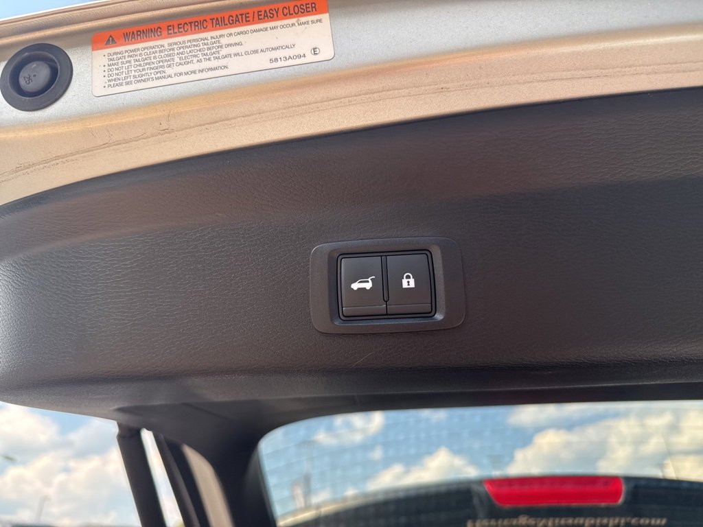 Used 2024 Mitsubishi Outlander SEL image 9