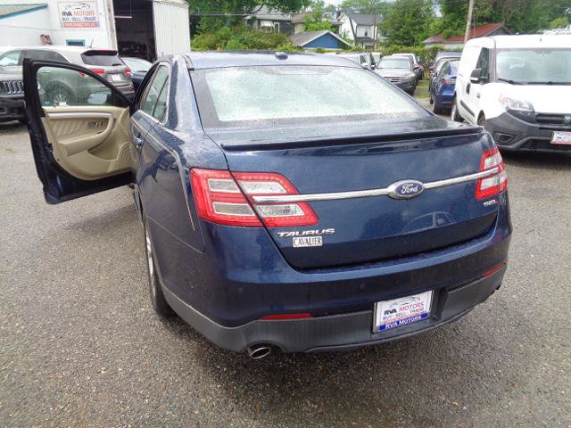 Used 2017 Ford Taurus SEL FWD image 36